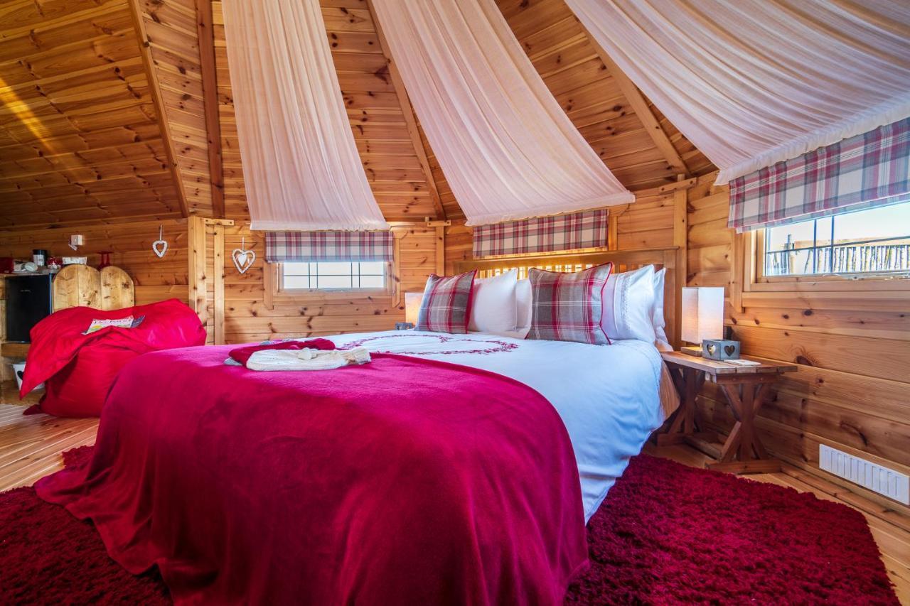 Hatters Meadows Glamping * Ely